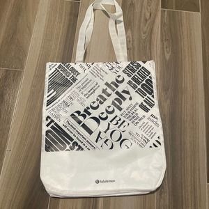 39–Lululemon Reusable White and Black Tote Bag 11 X 8